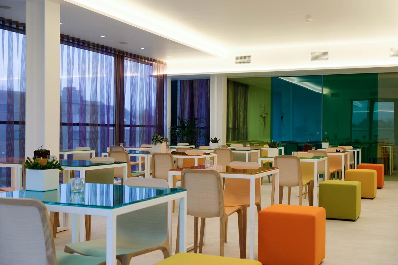 Hotel Corbie Lommel Ring Esterno foto